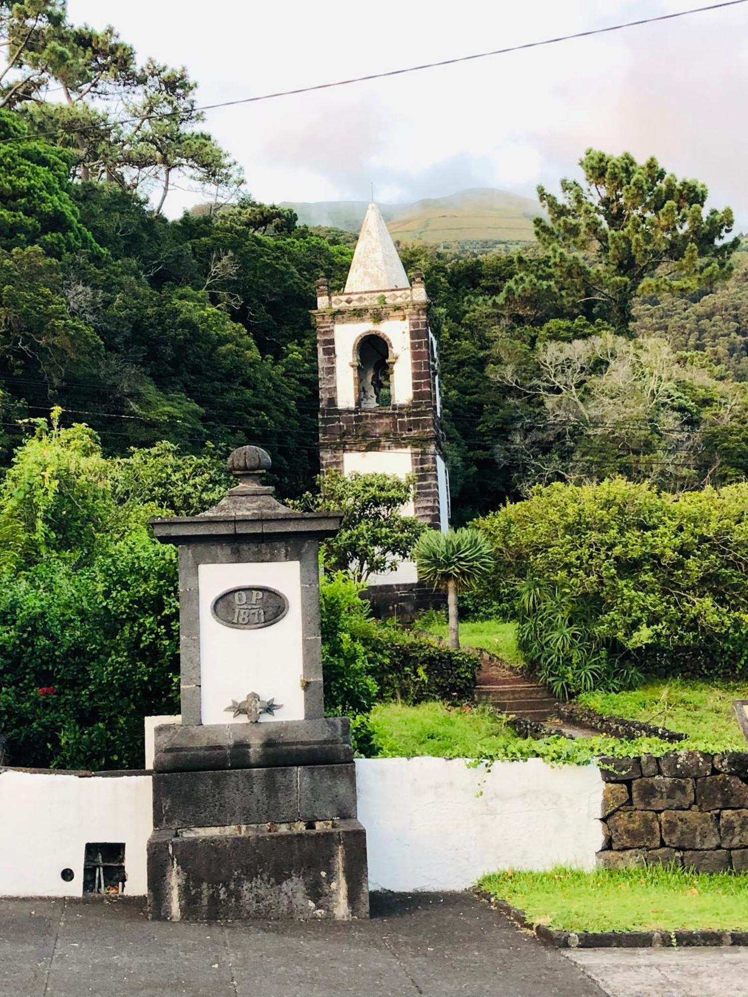 Amu- Apartamentos Misterios Da Urzelina Exteriér fotografie
