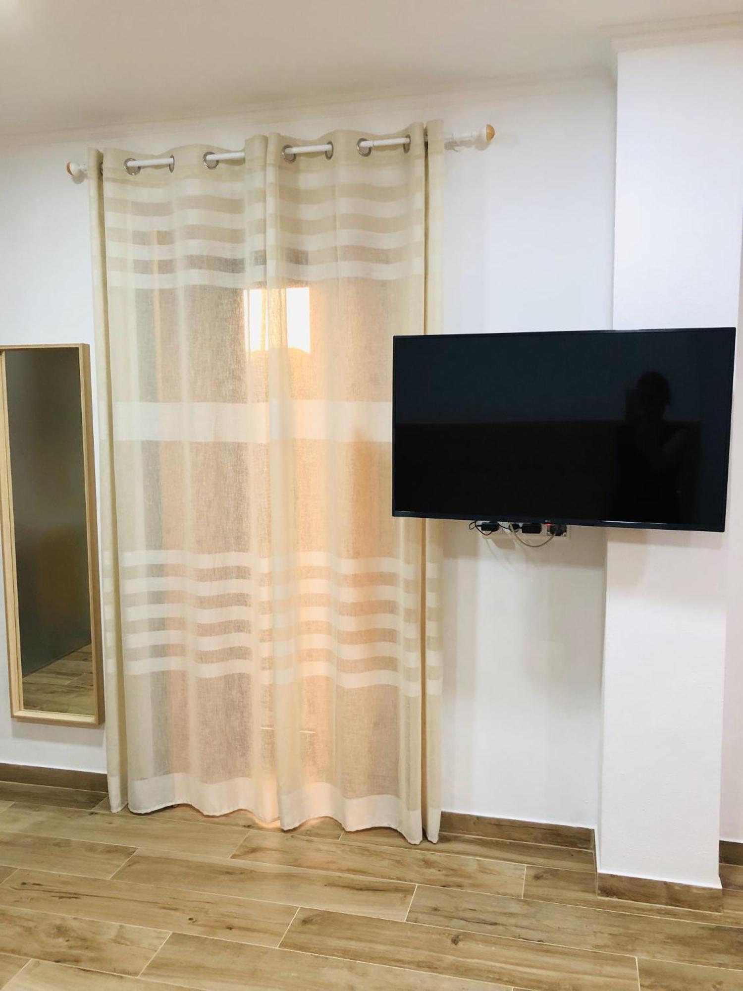 Amu- Apartamentos Misterios Da Urzelina Exteriér fotografie