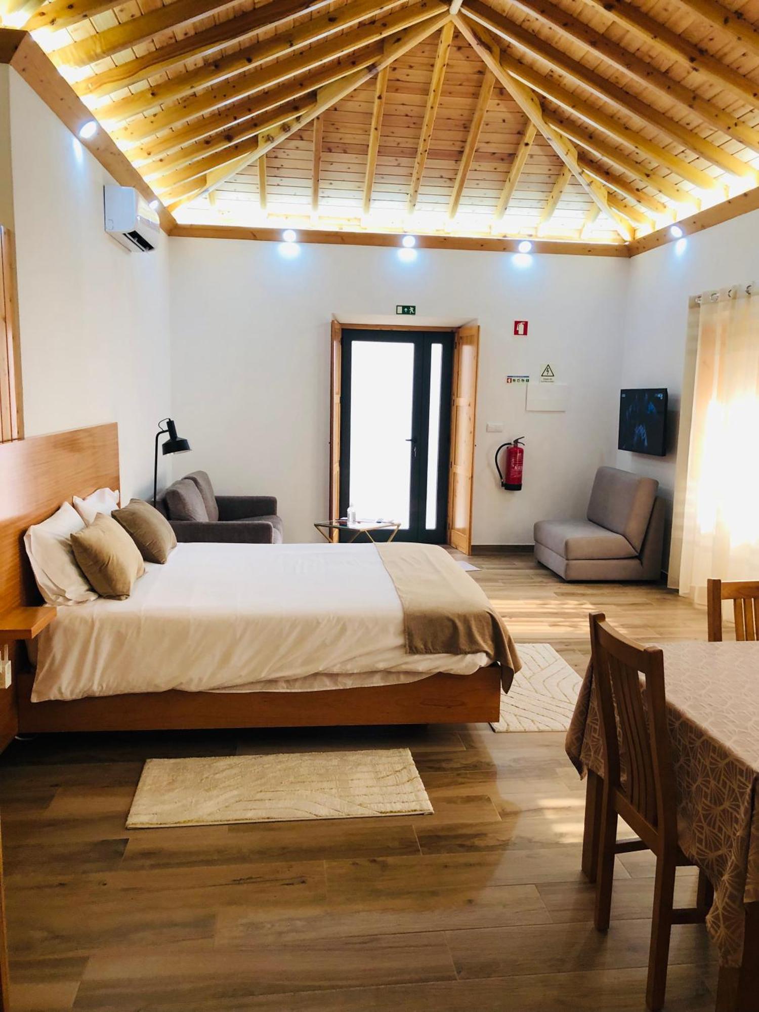Amu- Apartamentos Misterios Da Urzelina Exteriér fotografie